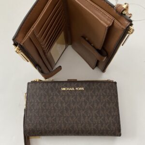 MK - JetSet Signature double Zipped wristlet - brownsignature
