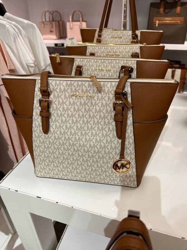 MK - Charlotte LG TZ Tote - vanila