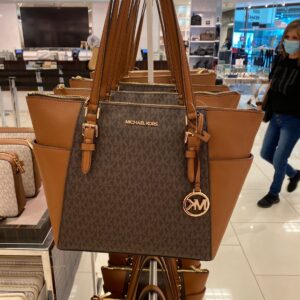MK - Charlotte Signature Large Zipped Tote - brownsignature