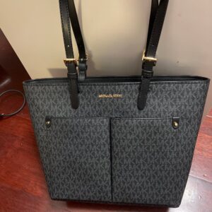 MK - Jet Set Travel MD Double Pocket Signature tote. - Black signature