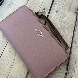 CO - Crossgrain Accordian Zipped Wallet - SVIce Purple